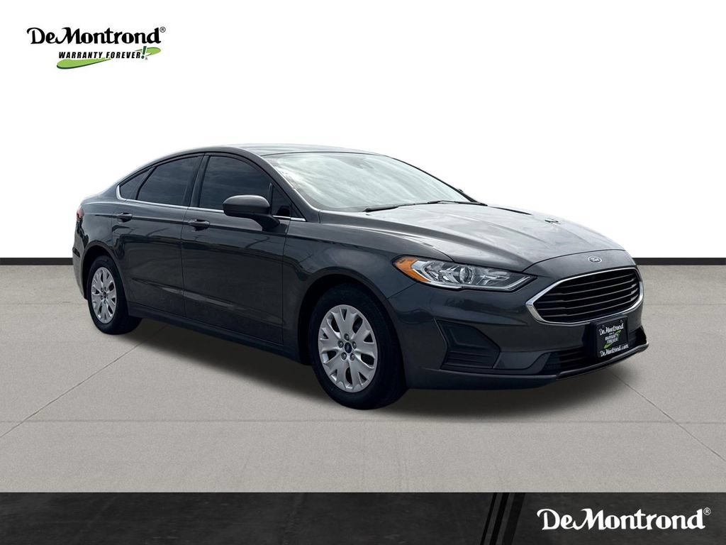 Used 2020 Ford Fusion S FWD image 3