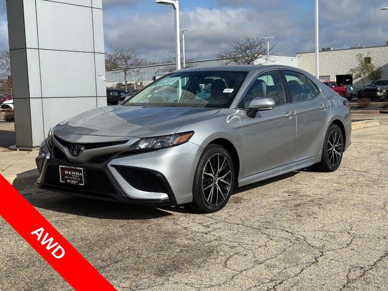 Used 2024 Toyota Camry SE AWD/4WD image 7