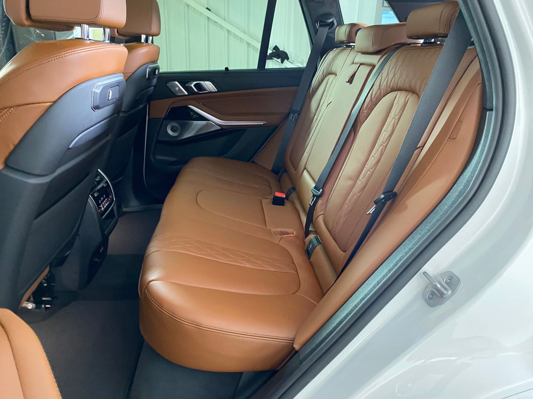 New 2026 BMW X5 M60i image 13