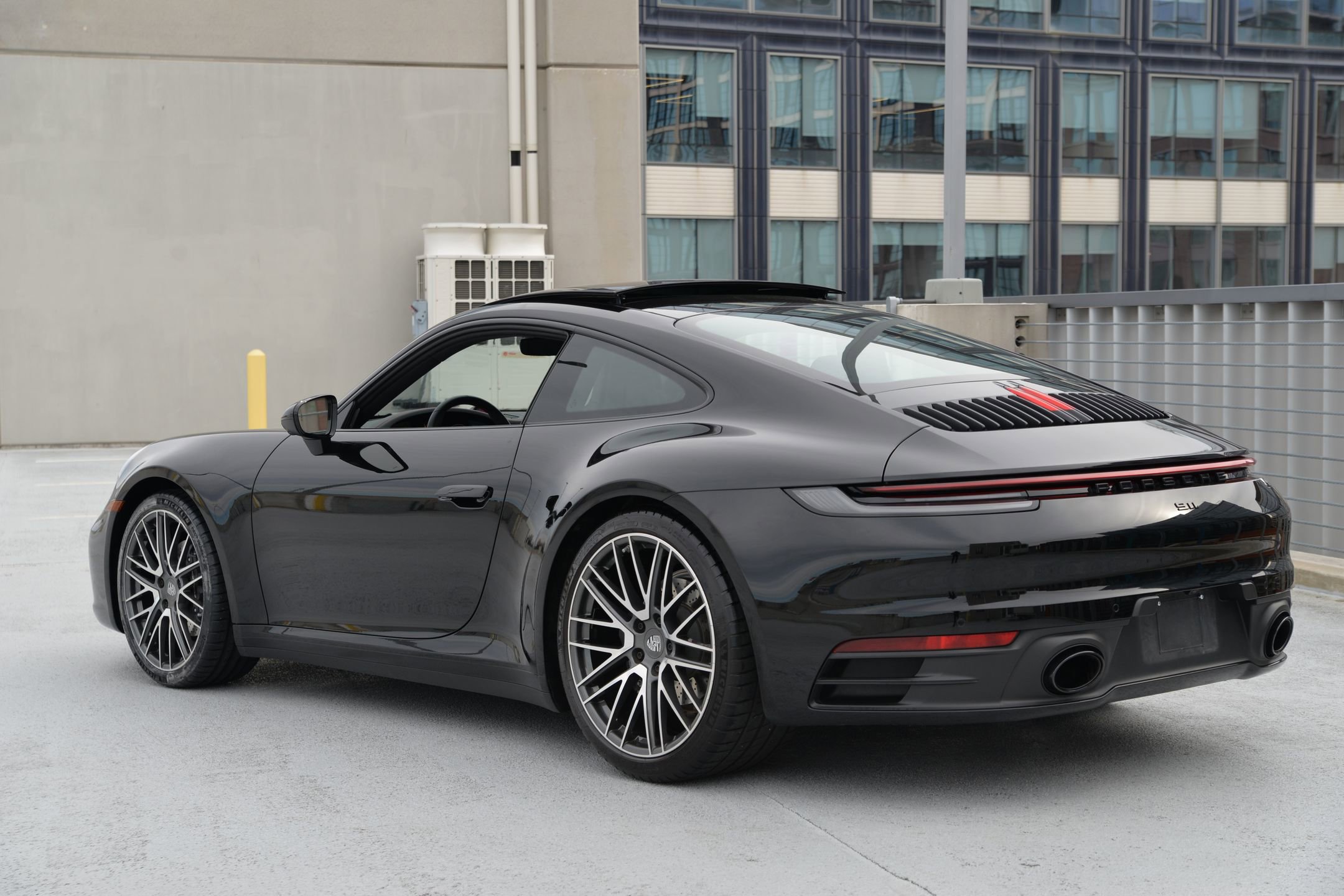 Certified 2024 Porsche 911 Carrera image 3