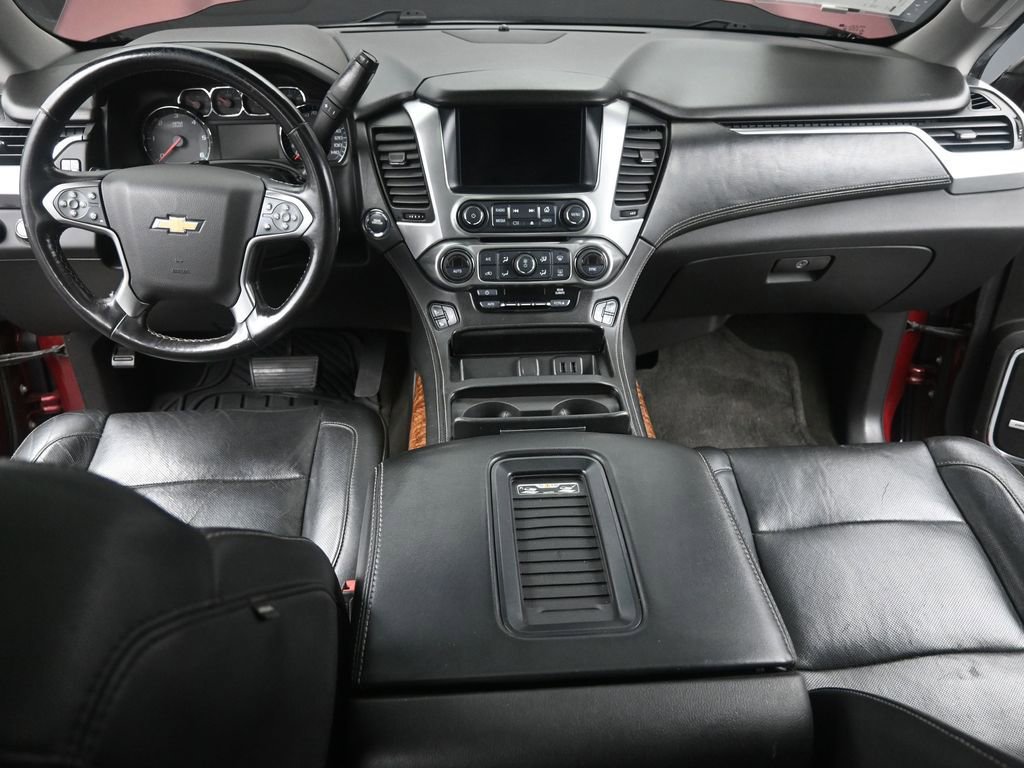 Used 2017 Chevrolet Suburban Premier image 25