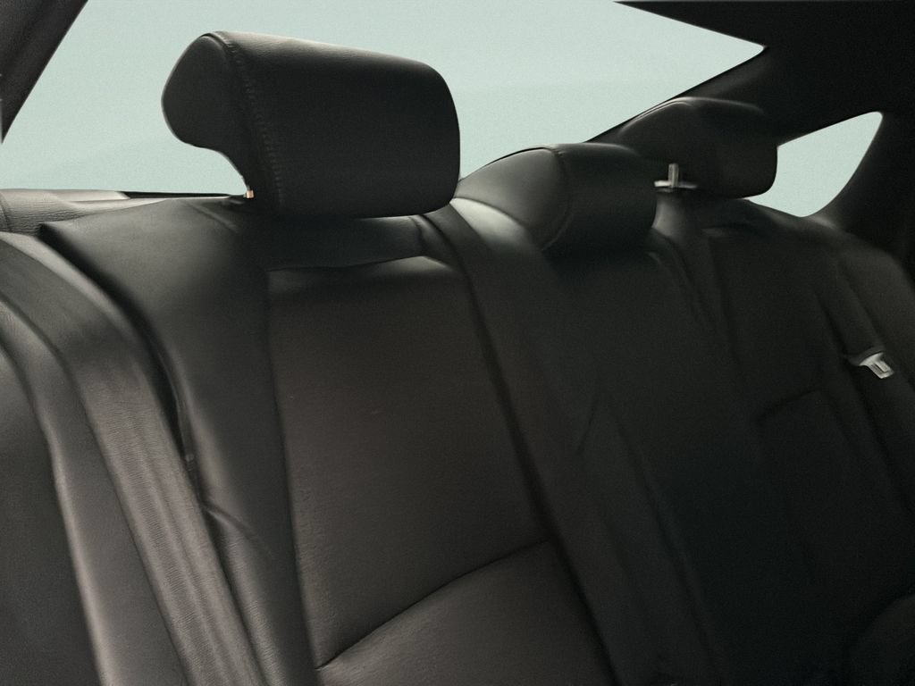 Used 2019 Honda Accord Sport image 14