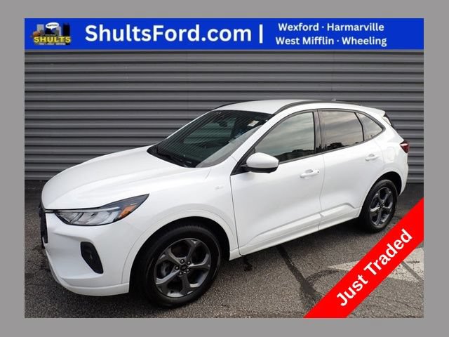 Used 2023 Ford Escape ST-Line Select w/ Tech Pack #2 AWD/4WD image 1