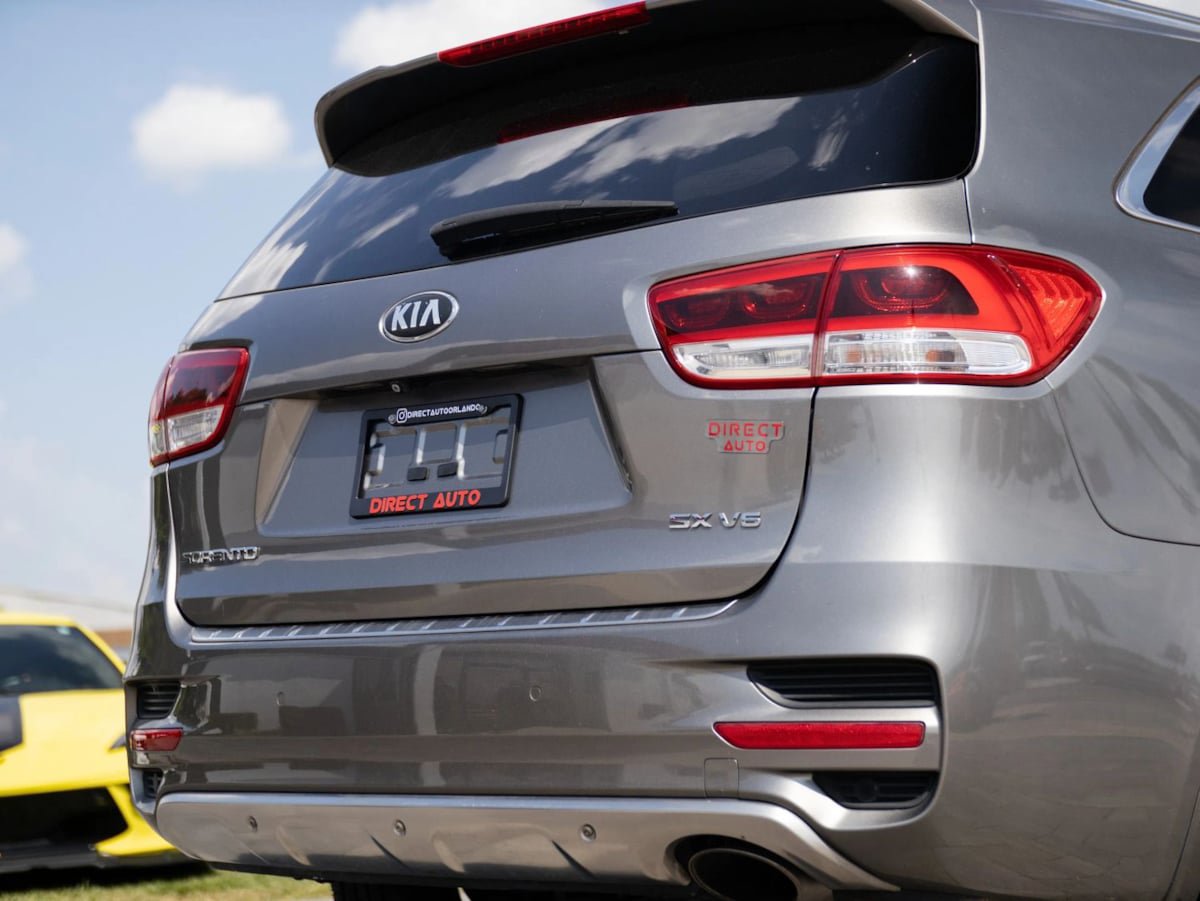 Used 2016 Kia Sorento SX FWD image 12