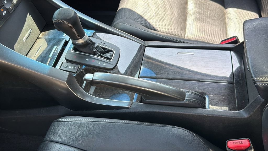 Used 2011 Acura TSX 2.4 image 36