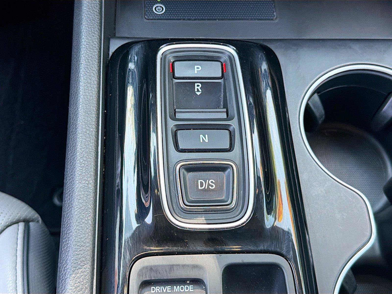 Used 2024 Honda Pilot Elite image 32