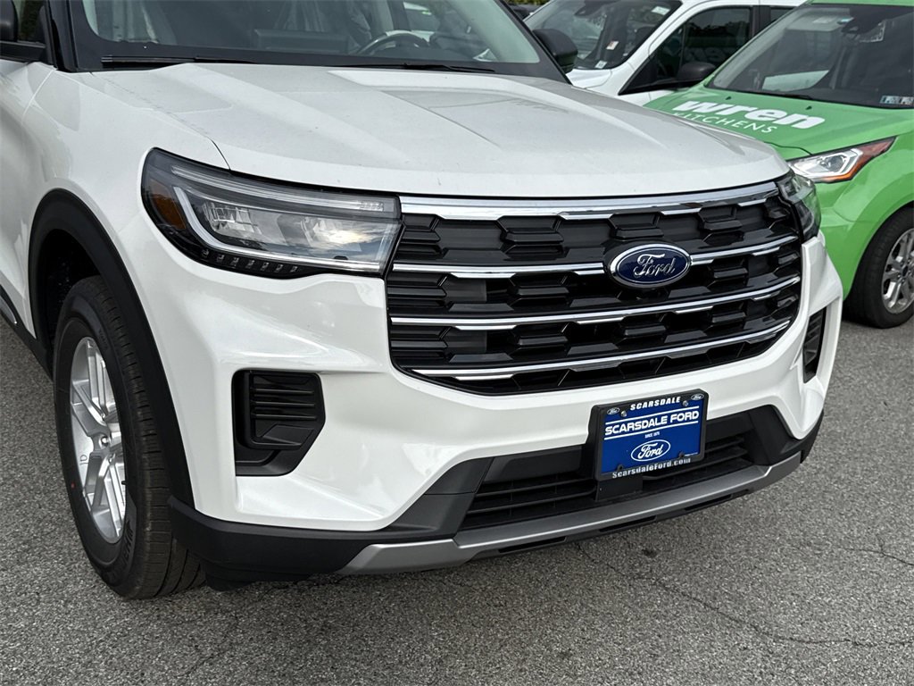 New 2025 Ford Explorer Active image 8