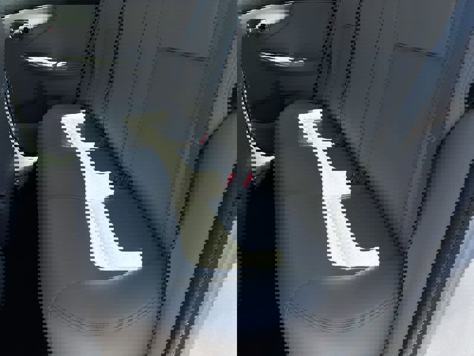 Used 2013 Toyota Corolla LE FWD image 20