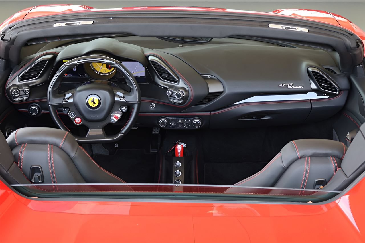 Used 2018 Ferrari 488 Spider RWD image 14