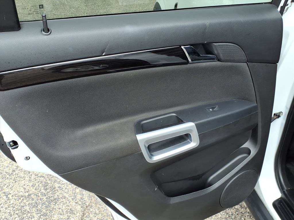 Used 2014 Chevrolet Captiva Sport LS image 10