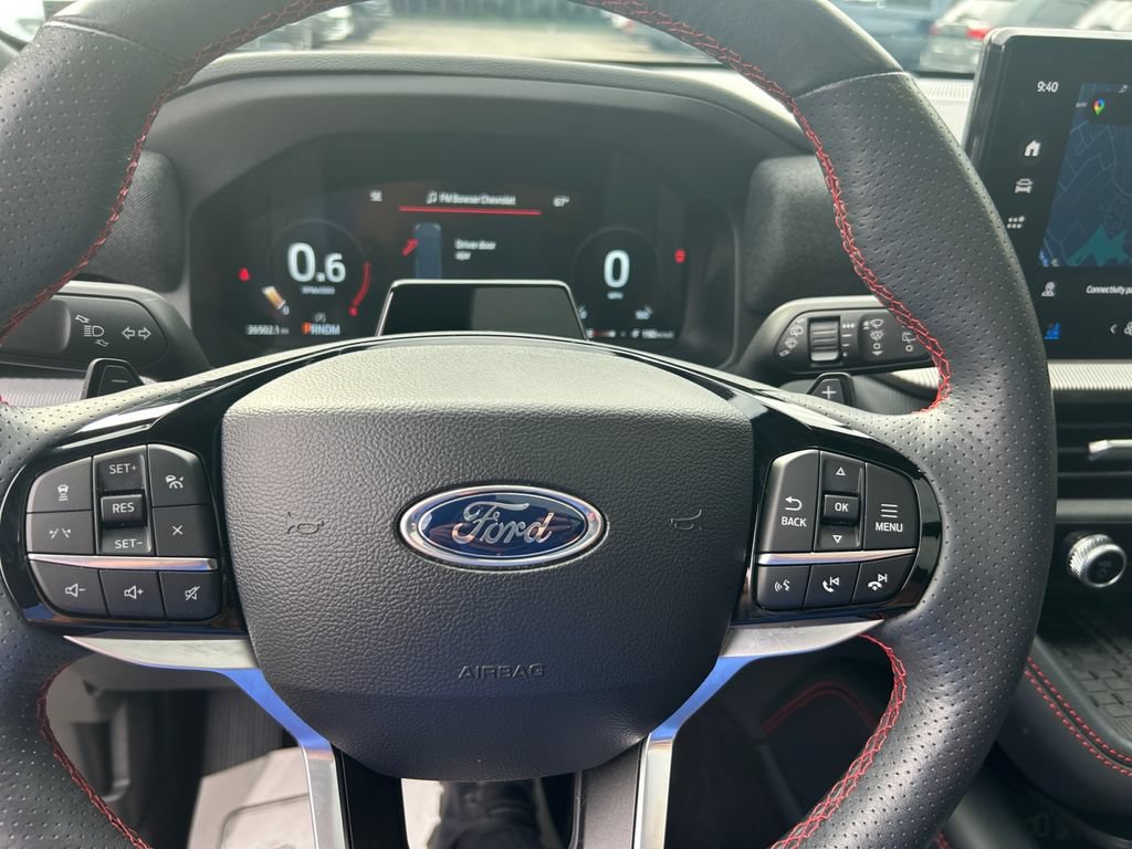 Used 2025 Ford Explorer ST AWD/4WD image 15