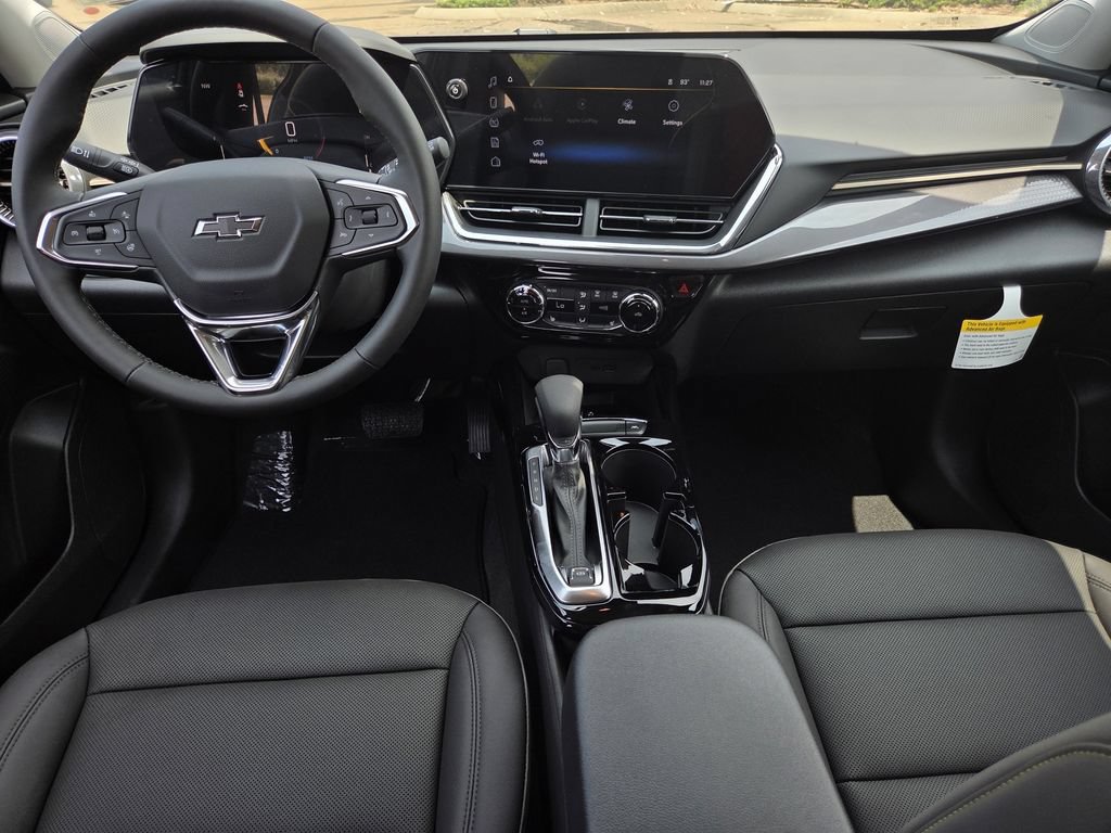 New 2026 Chevrolet Trax ACTIV w/ Sunroof Package FWD image 9