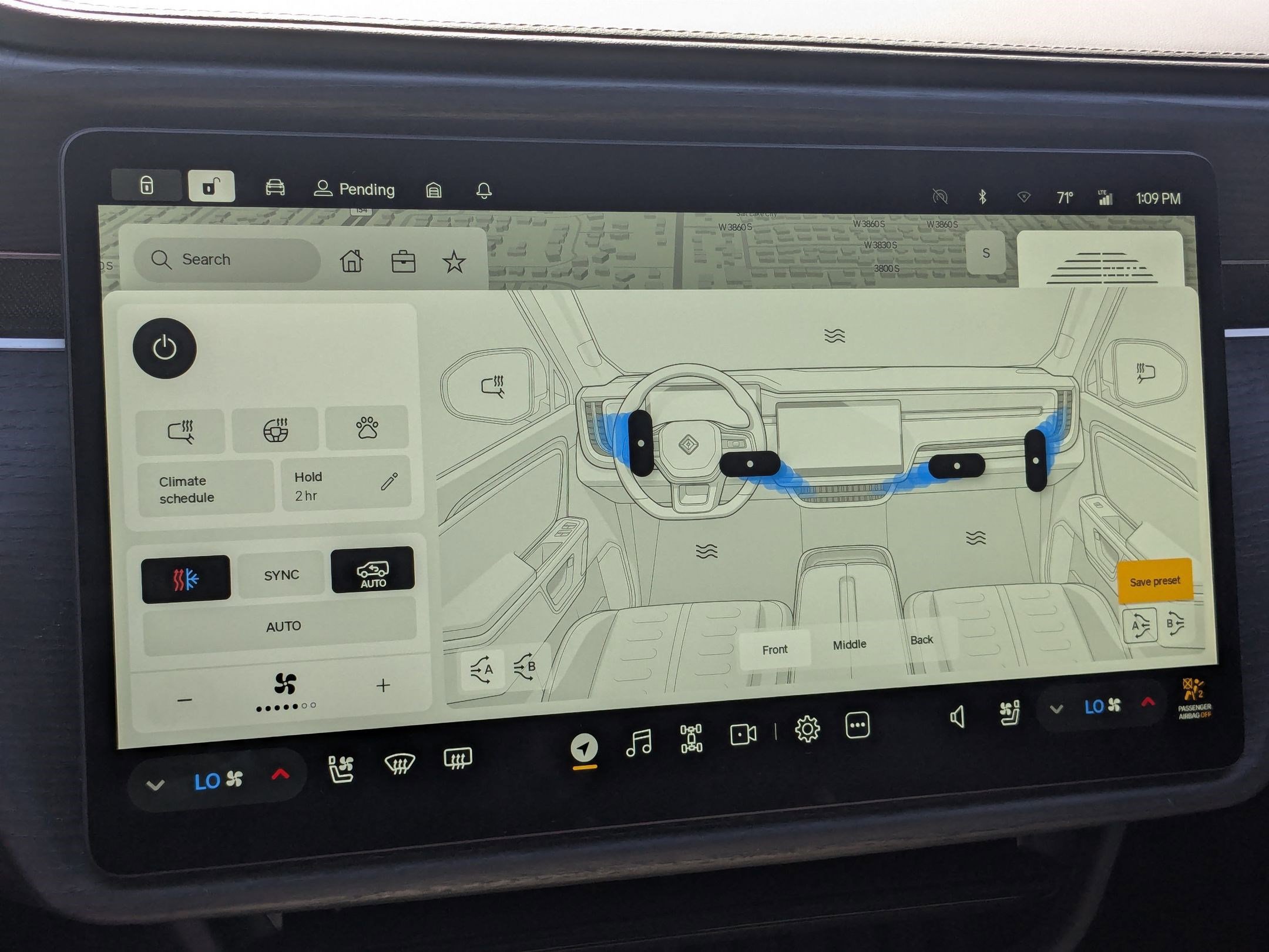 Used 2025 Rivian R1S Adventure AWD/4WD image 27