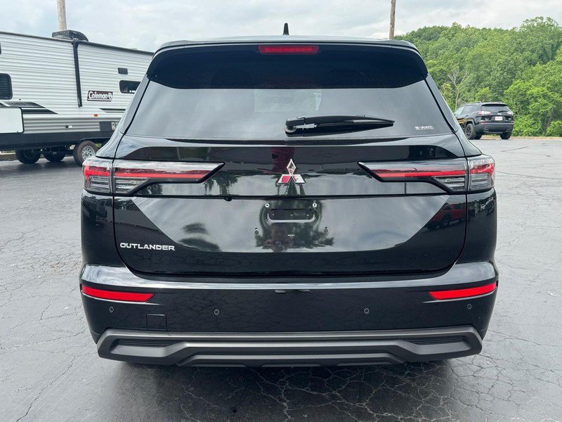 Used 2025 Mitsubishi Outlander ES AWD/4WD image 7