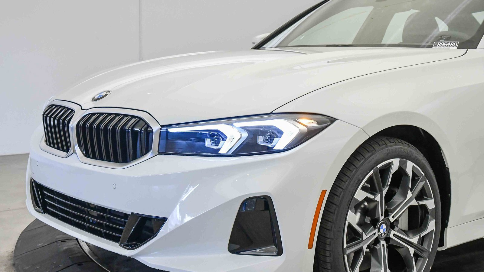 New 2026 BMW 330i Sedan w/ Convenience Package image 9