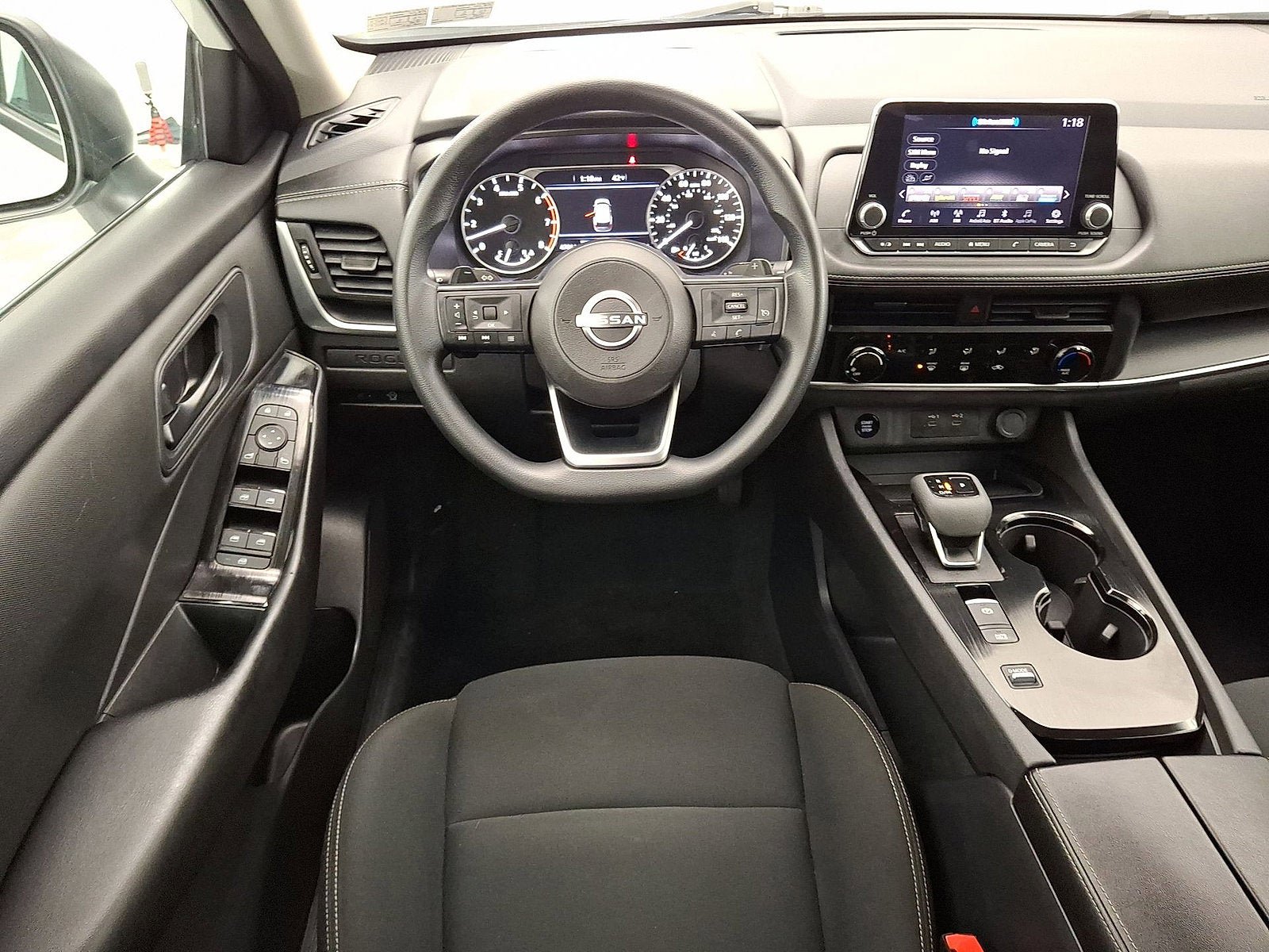 Used 2024 Nissan Rogue S image 20