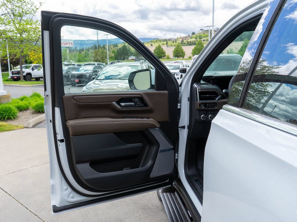 New 2026 GMC Yukon XL Denali Ultimate AWD/4WD image 20