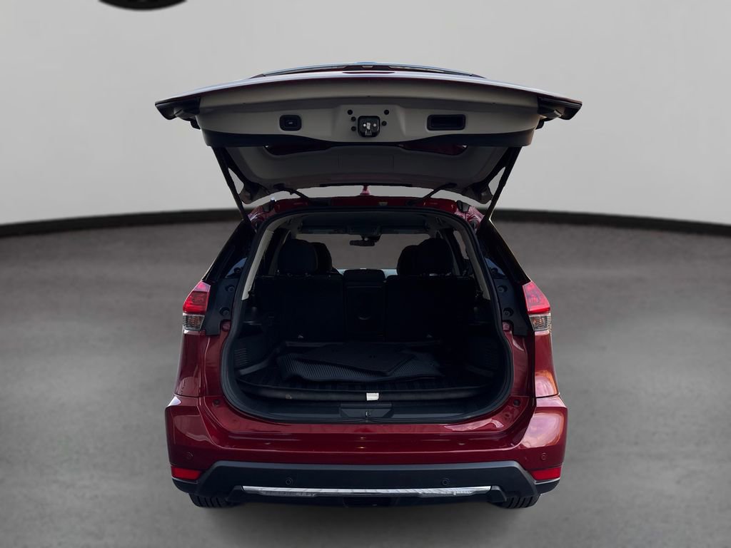 Used 2019 Nissan Rogue SV image 11
