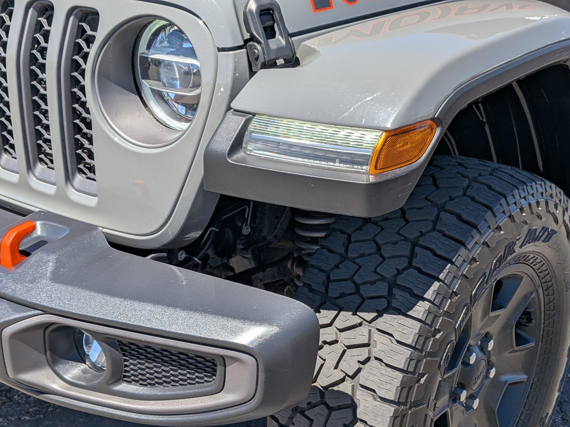 Used 2021 Jeep Gladiator Mojave AWD/4WD image 10