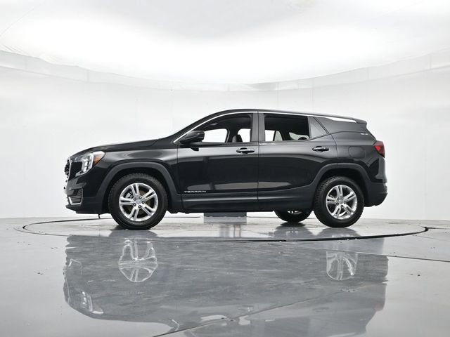 Used 2022 GMC Terrain SLE image 35