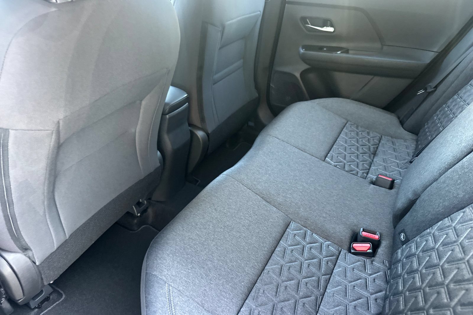 New 2027 Nissan Kicks SV w/ Cold Weather Package FWD image 14