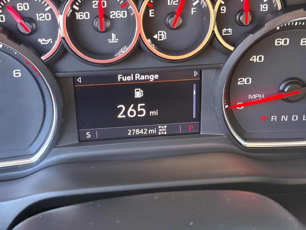 Used 2022 Chevrolet Silverado 1500 LT AWD/4WD image 19