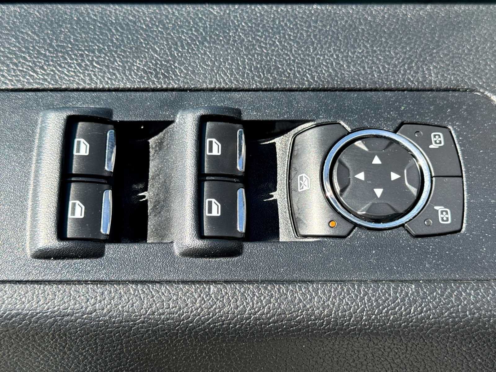 Used 2018 Ford F150 XLT w/ Equipment Group 302A Luxury AWD/4WD image 16