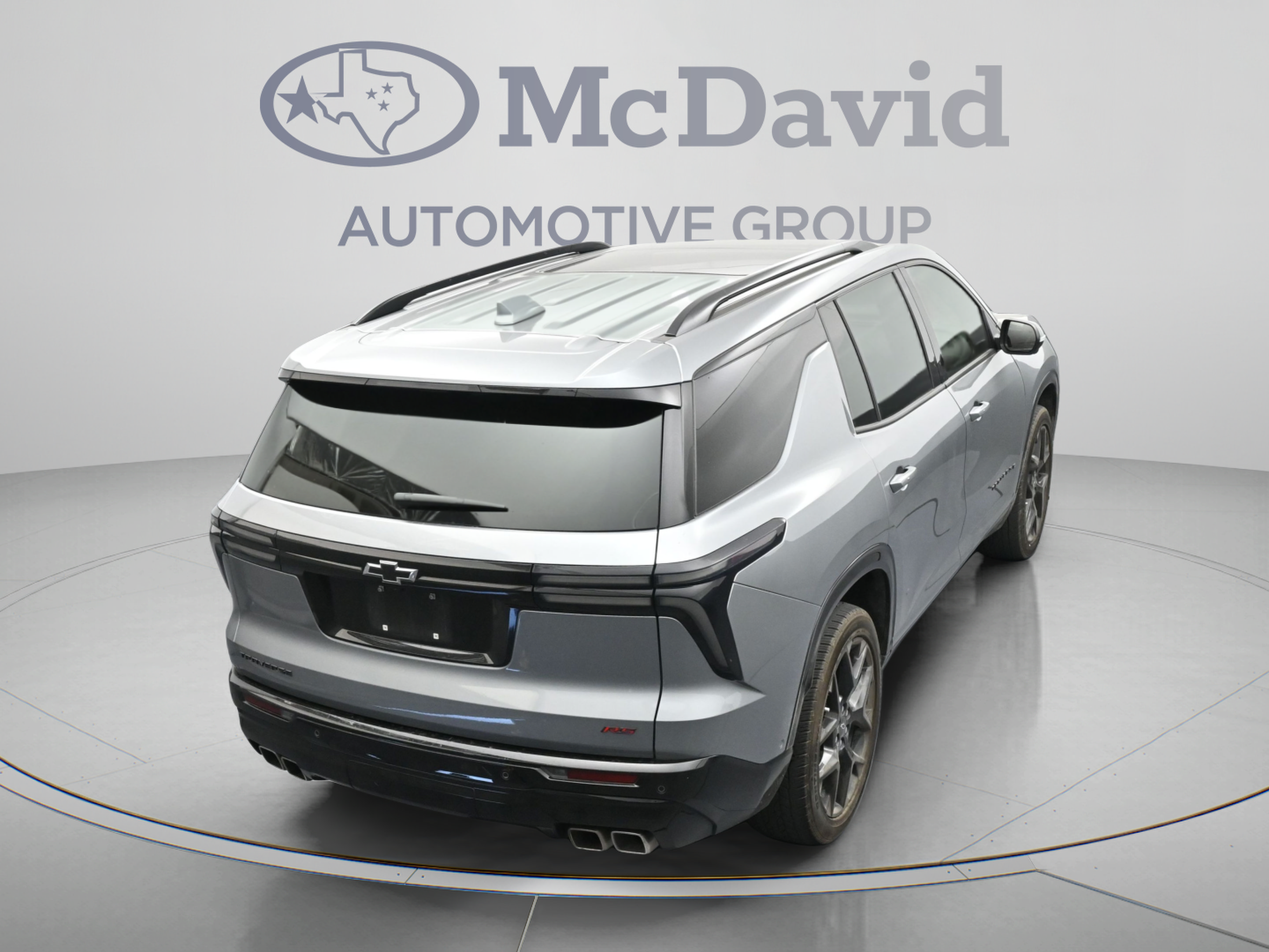 Used 2024 Chevrolet Traverse RS FWD image 40
