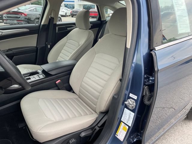 Used 2018 Ford Fusion S FWD image 21