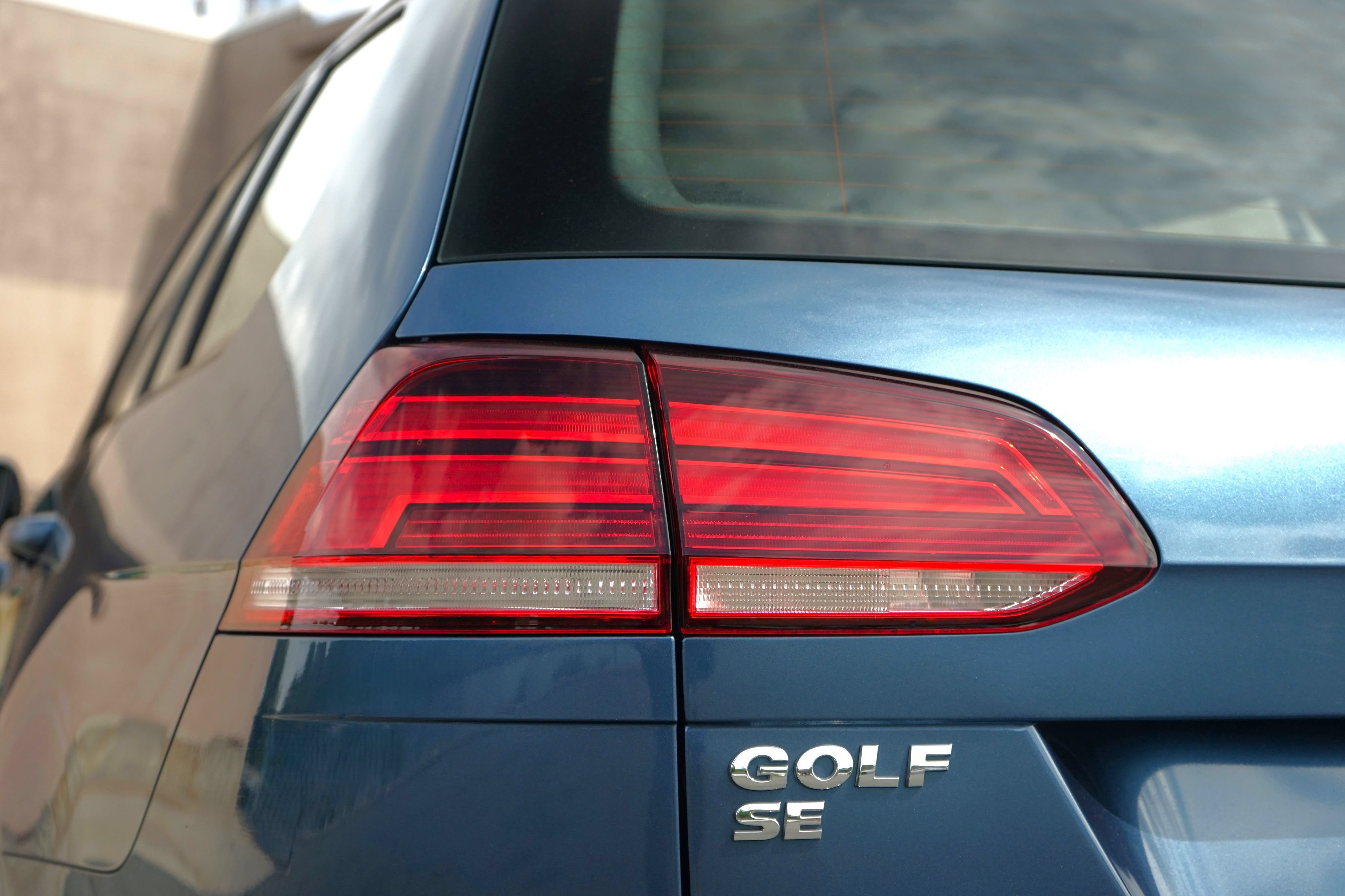 Used 2018 Volkswagen Golf SE FWD image 35