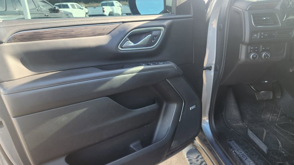 Used 2021 Chevrolet Suburban Z71 image 10