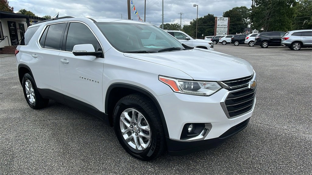 Used 2019 Chevrolet Traverse LT image 3