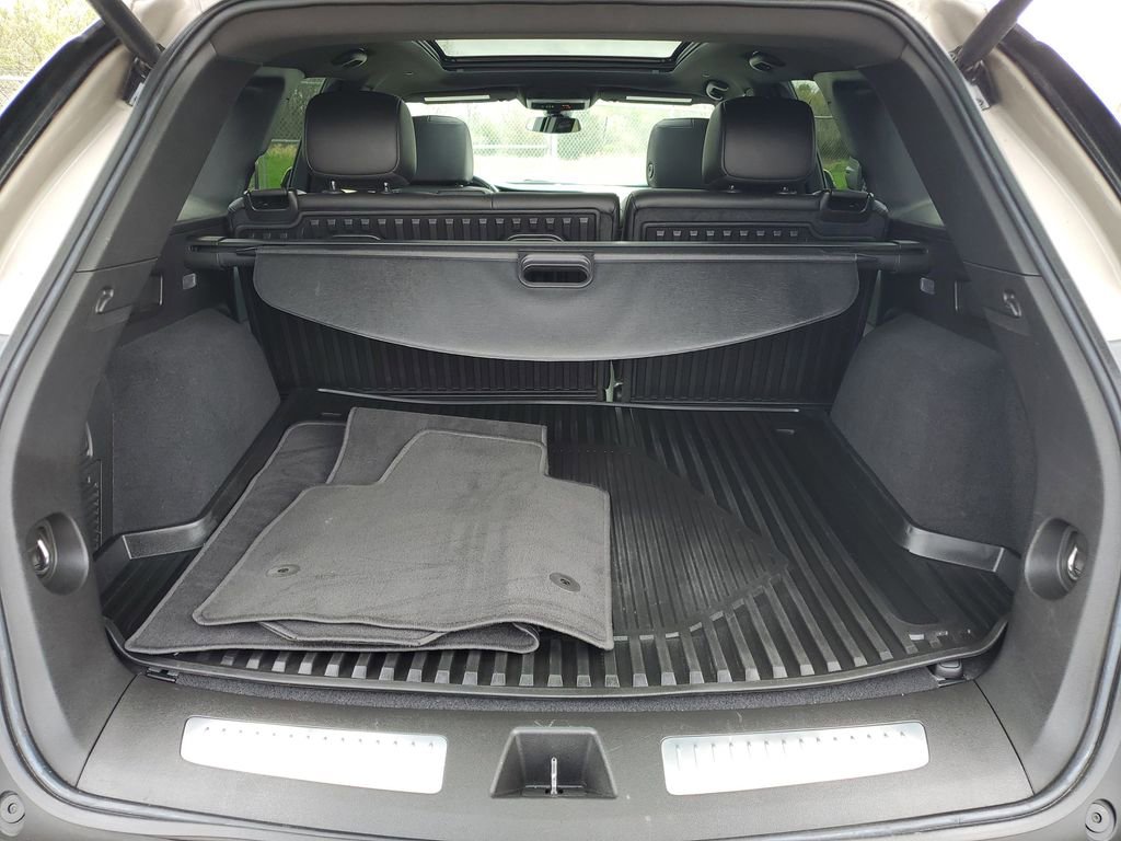 Used 2022 Cadillac XT5 Premium Luxury AWD/4WD image 27