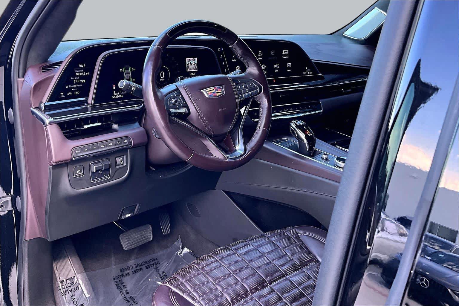Used 2023 Cadillac Escalade ESV Sport Platinum AWD/4WD image 16