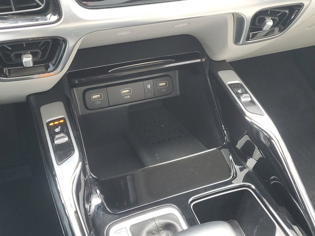 Used 2023 Kia Sorento SX image 25