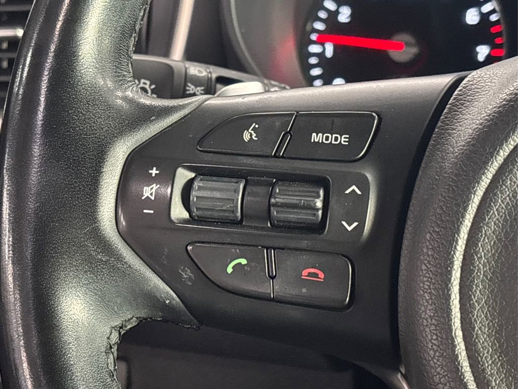 Used 2017 Kia Sorento EX image 26