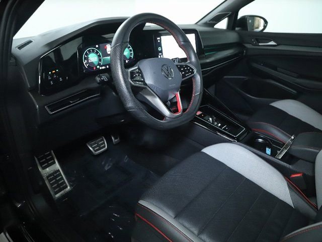 Used 2024 Volkswagen GTI SE FWD image 17