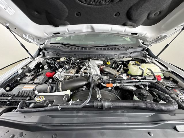 New 2026 Ford F450 Platinum w/ FX4 Off-Road Package image 32