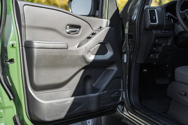New 2026 Nissan Frontier SV image 33