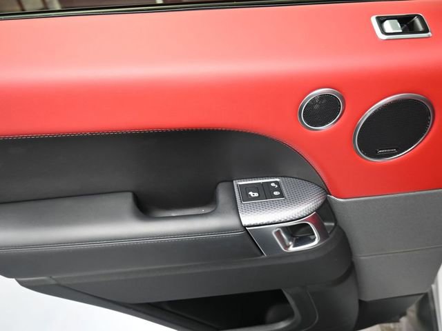 Used 2020 Land Rover Range Rover Sport HST image 19