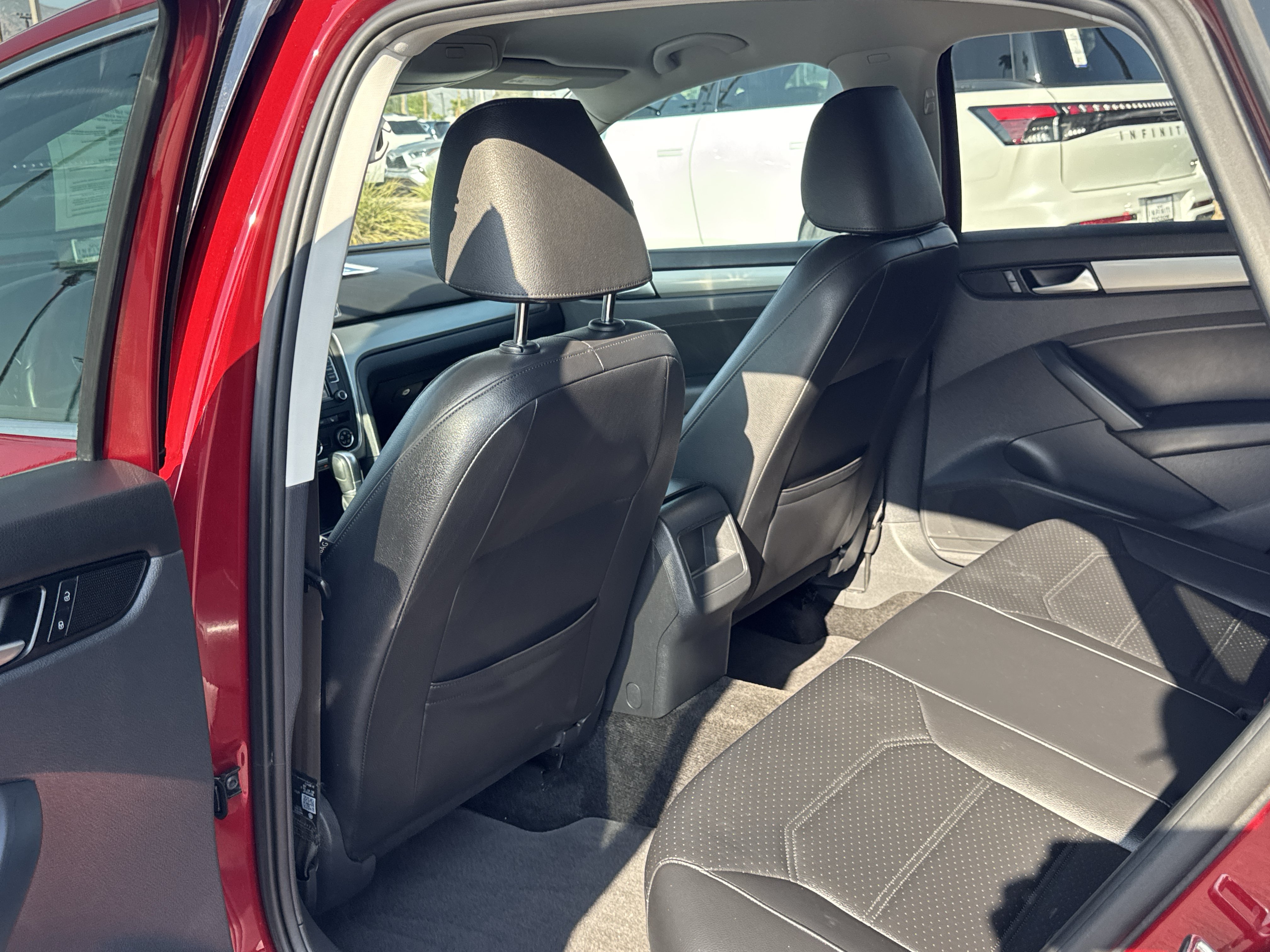Used 2015 Volkswagen Passat 1.8T Limited Edition FWD image 20