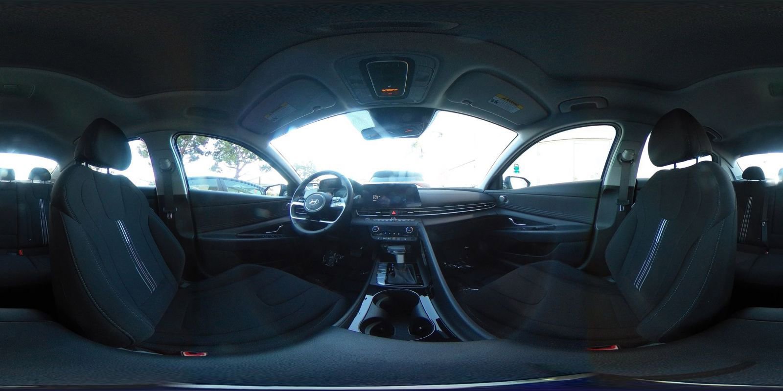 Used 2025 Hyundai Elantra SEL image 43