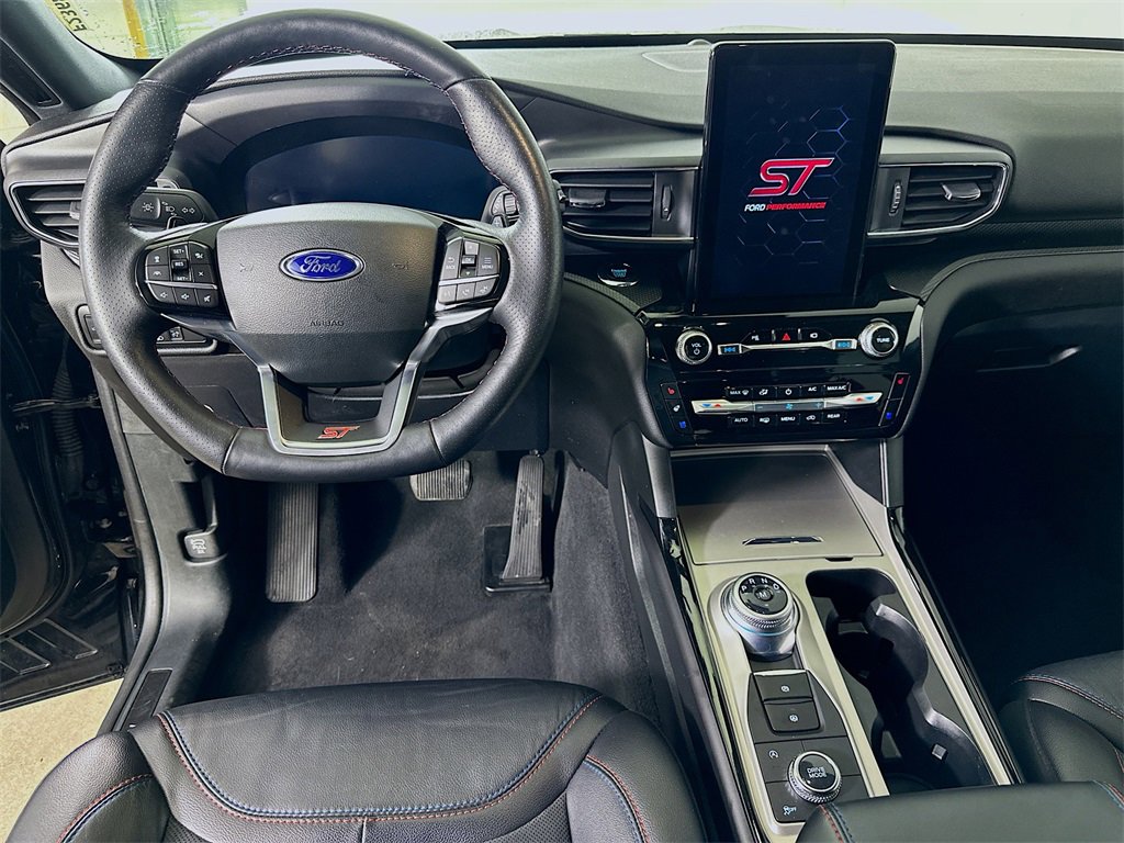 Used 2023 Ford Explorer ST w/ Equipment Group 401A image 18