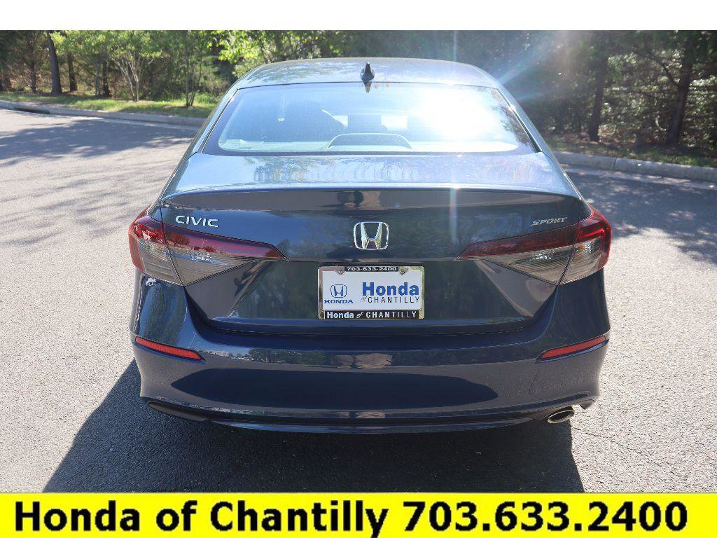 Used 2025 Honda Civic Sport image 6