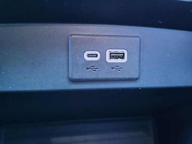 Certified 2024 Chevrolet Suburban LT image 40