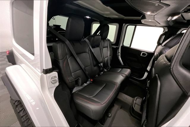Used 2026 Jeep Wrangler Unlimited Rubicon AWD/4WD image 23