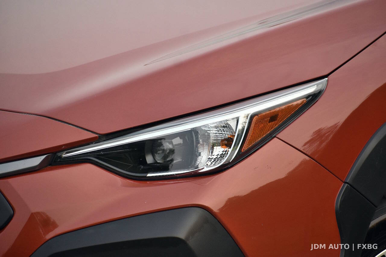 Used 2024 Subaru Crosstrek 2.0i Premium w/ Crosstrek Mirror Package AWD/4WD image 38