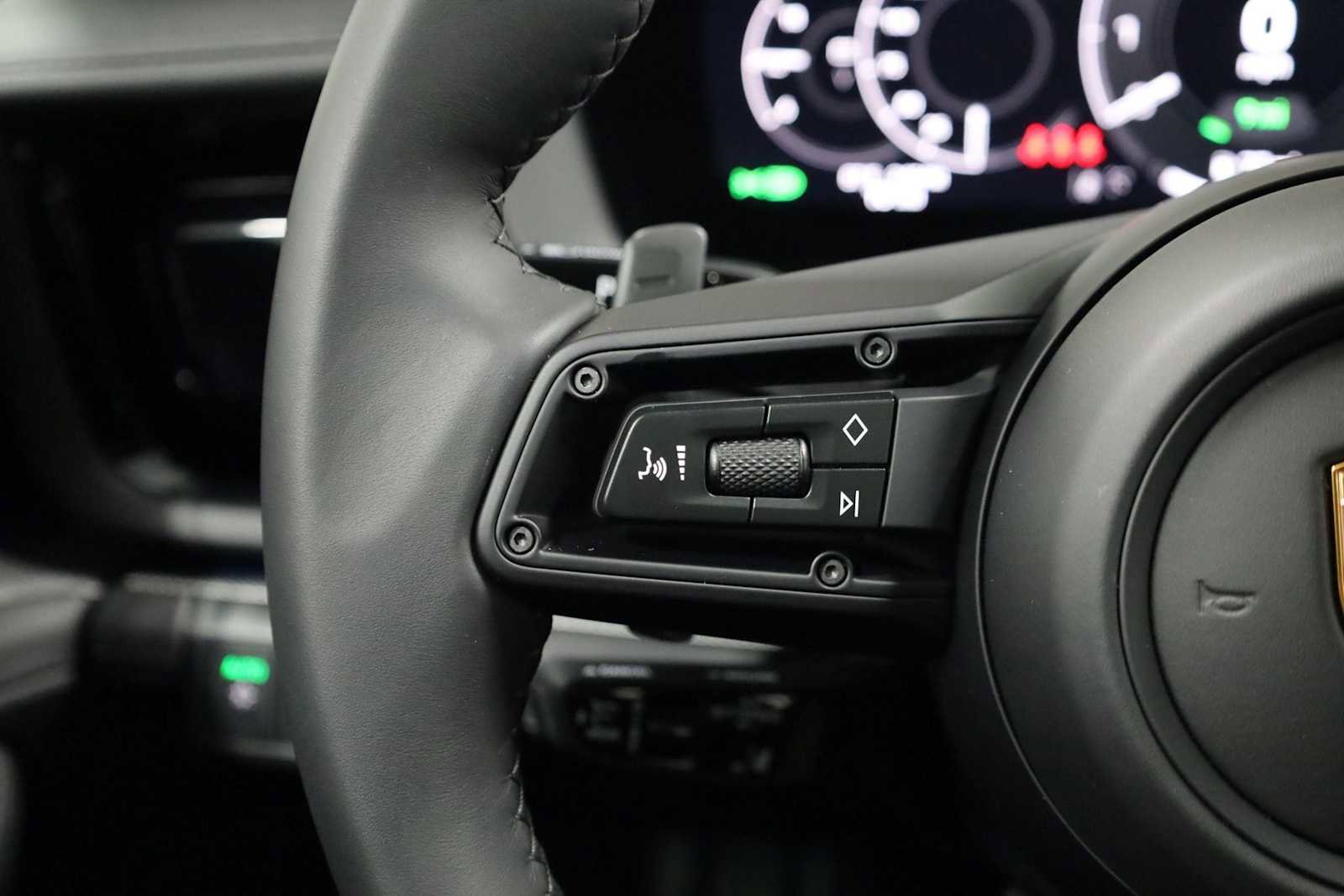 New 2026 Porsche Panamera 4 AWD/4WD image 27