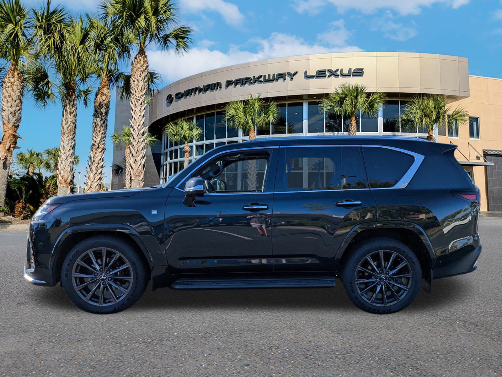New 2025 Lexus LX 700h F Sport image 7