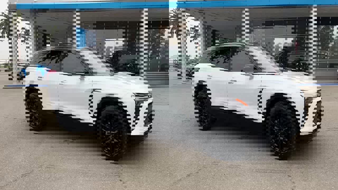 New 2026 Chevrolet Blazer EV RS image 5